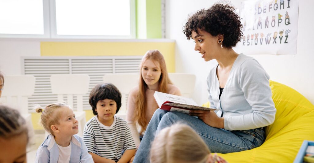 Exploring the Abeka Curriculum - Hero